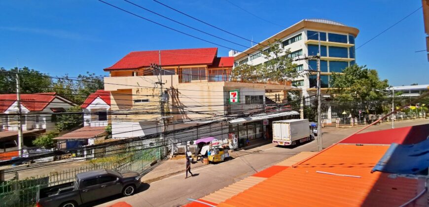 Commercial building For Sale or rent in East Pattaya