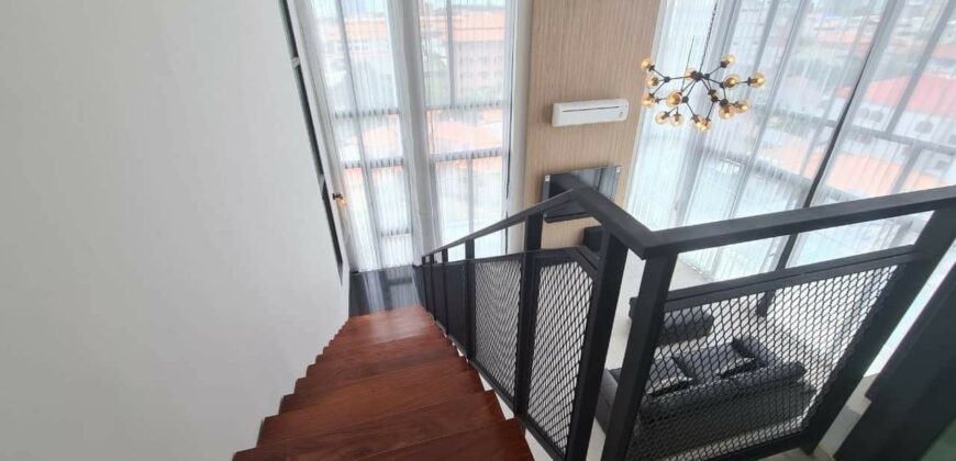 2 Bedrooms Duplex condominium for Rent in East Pattaya