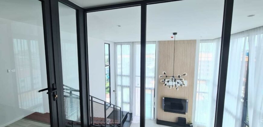 2 Bedrooms Duplex condominium for Rent in East Pattaya