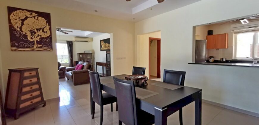 Pool Villa with 3 Bedrooms For Sale Or Rent at Siam Royal View