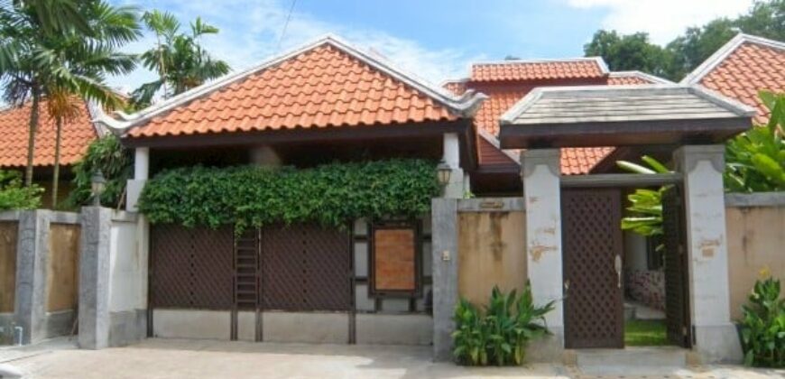 2 Bedroom House For Rent Ready To Move In , East Pattaya