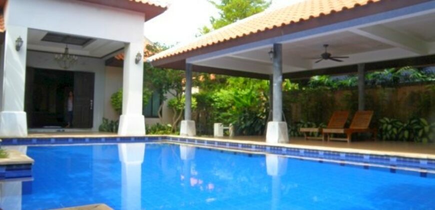 Private Pool Villa For Rent in East Pattaya