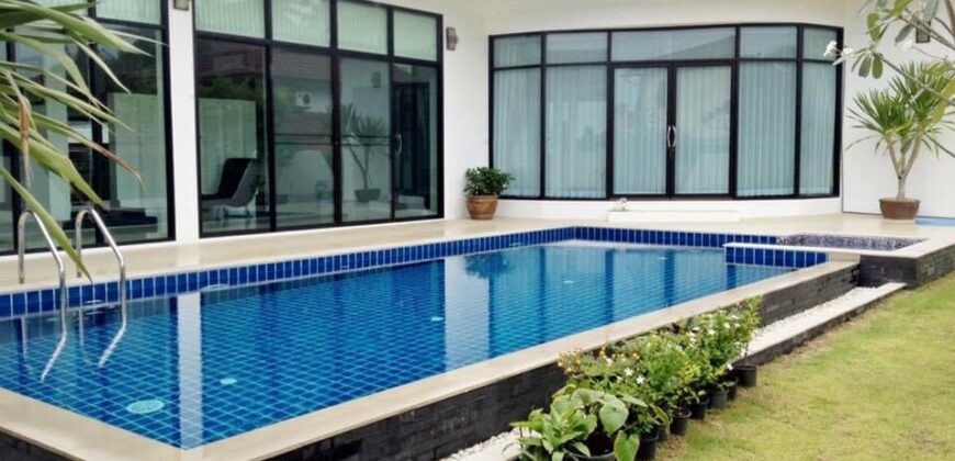 House and commercial Building for sale in East Pattaya