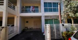 Beautiful townhouse for sale in East Pattaya