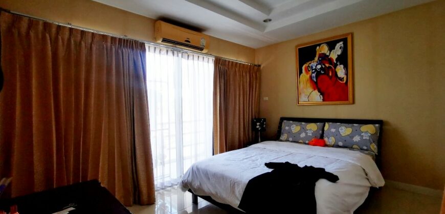 Beautiful townhouse for sale in East Pattaya