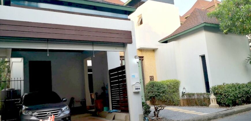 Nagawari pool villa for rent