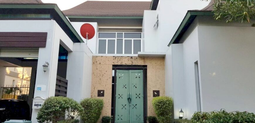 Nagawari pool villa for rent