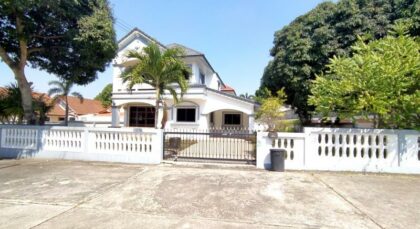 4 Bedroom House For Sale and Rent In Permsub Garden Resort, East Pattaya