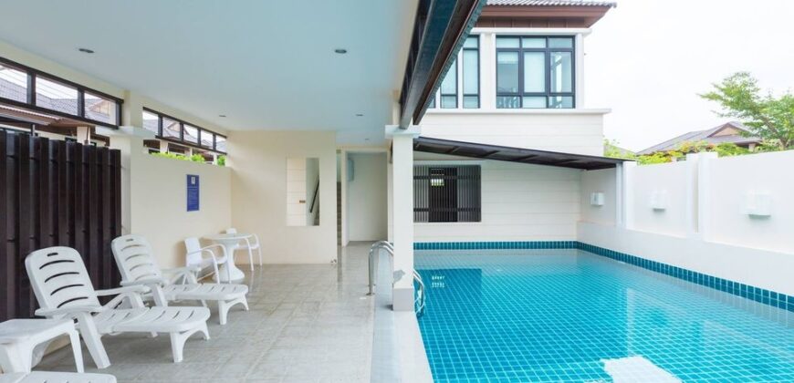 2 Storey House For Rent With Private Pool