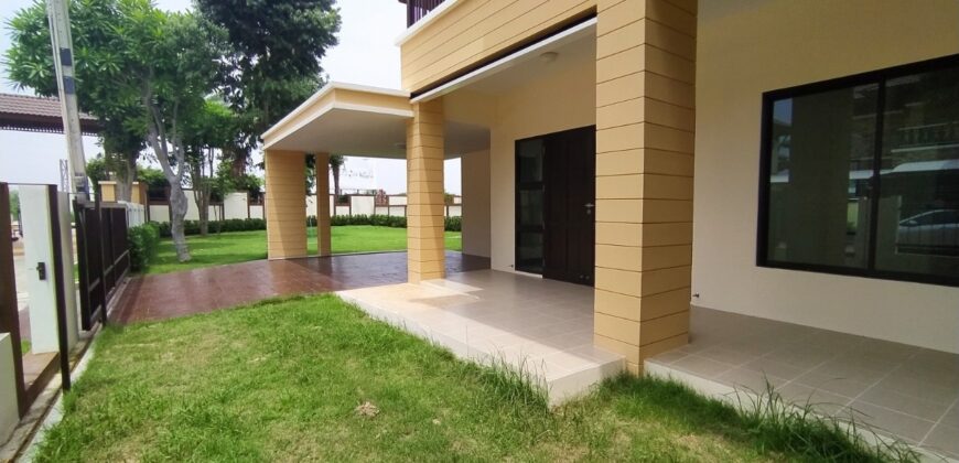 2 Storey House For Rent With Private Pool