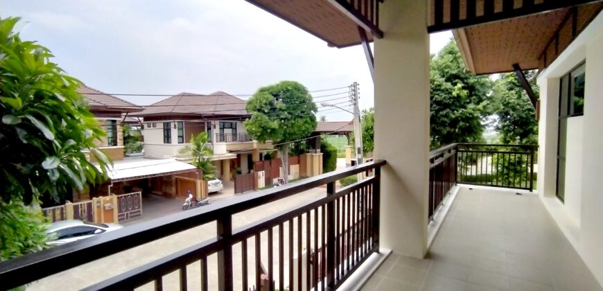 2 Storey House For Rent With Private Pool