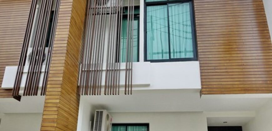 Luxury Townhome For Sale At The Win  East Pattaya