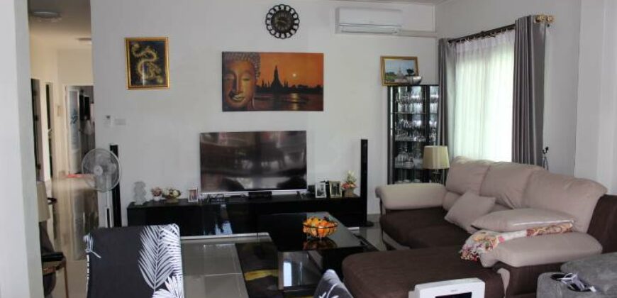 Modern 3 Bedroom House For Sale in East Pattaya