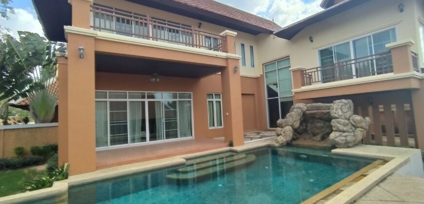 Pool Villa For Rent at Grand Regent School Pattaya