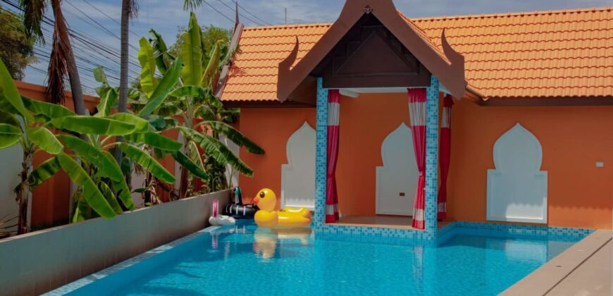 Pool Villa with 7 Bedrooms House For Sale or Rent at Pattaya Park Hill 2