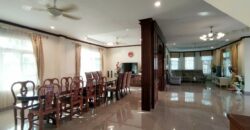 5 Bedrooms House For Sale or Rent in Huay Yai