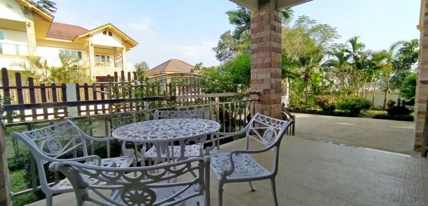 5 Bedrooms House For Sale or Rent in Huay Yai