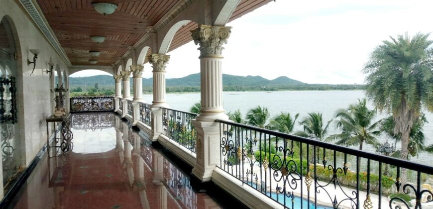 Luxury House For Sale at Baan Nuen Nam