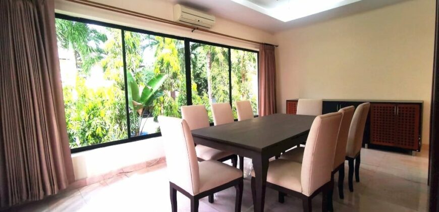 2 Storey pool villa for sale in East Pattaya