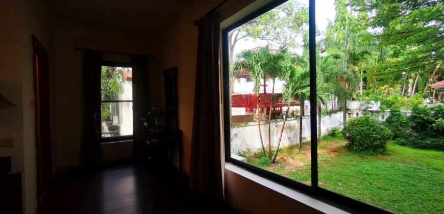 2 Storey pool villa for sale in East Pattaya