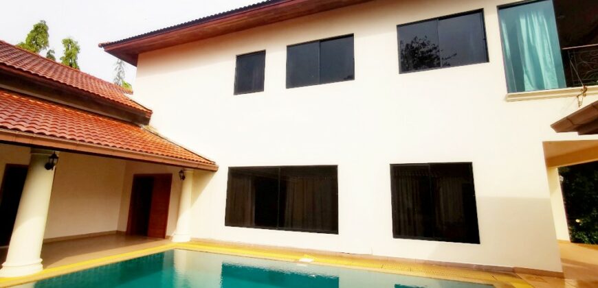 2 Storey pool villa for sale in East Pattaya