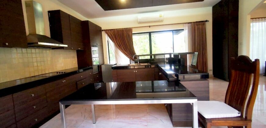 2 Storey pool villa for sale in East Pattaya