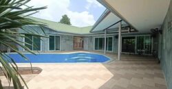 <strong></noscript><u>Pool Villa for Urgent Sale</u></strong>