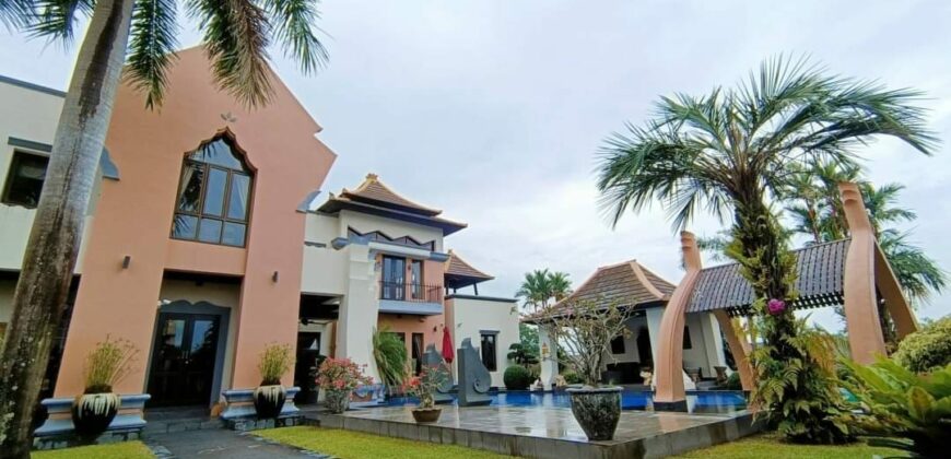 Luxury Pool Villa For Rent At Phu Tara East Pattaya