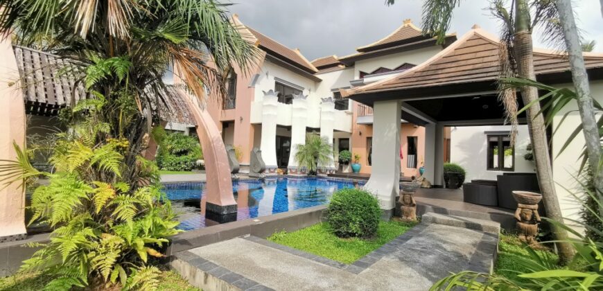 Luxury Pool Villa For Rent At Phu Tara East Pattaya