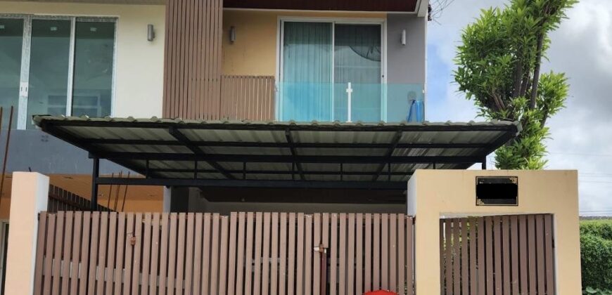 Townhouse for Sale at East Pattaya