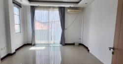 Townhouse for Sale at East Pattaya