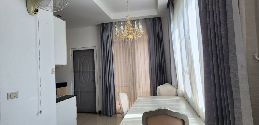 Townhouse for Sale at East Pattaya