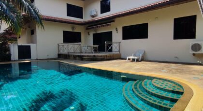 Attractive Private-Pool Villa at Paradise Villa 2