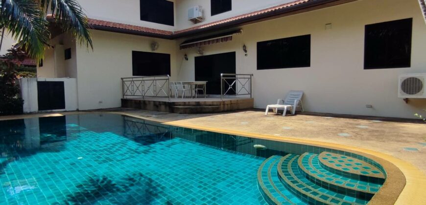 Attractive Private-Pool Villa at Paradise Villa 2