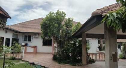 Srisuk Villa House for rent in East Pattaya