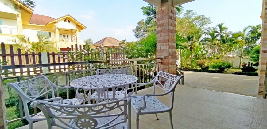 5 Bedrooms House For Sale or Rent in Huay Yai