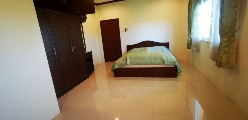 5 Bedrooms House For Sale or Rent in Huay Yai