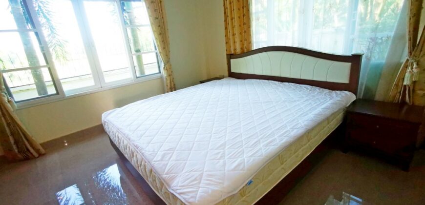 5 Bedrooms House For Sale or Rent in Huay Yai