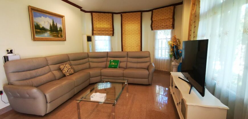 5 Bedrooms House For Sale or Rent in Huay Yai