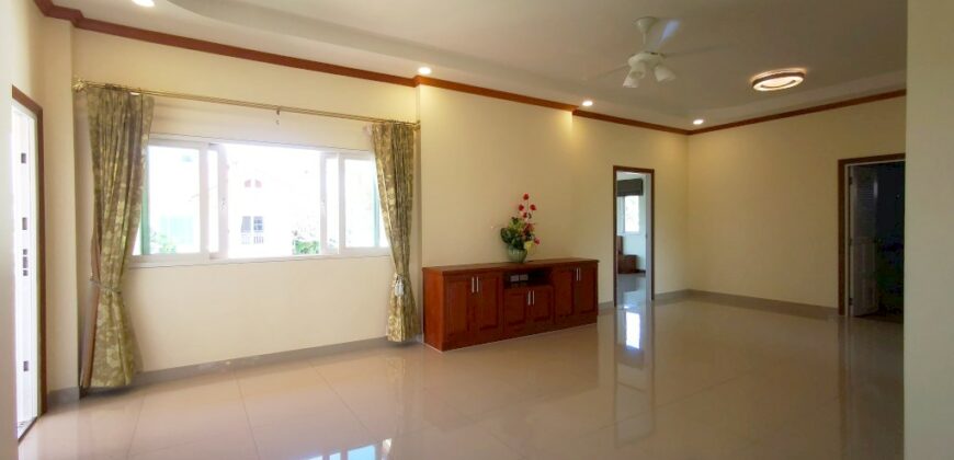 Private House for sale and rent Huay Yai