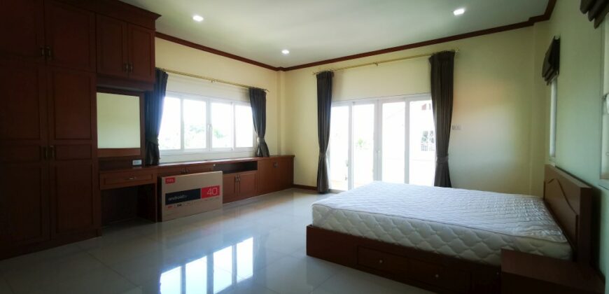 Private House for sale and rent Huay Yai