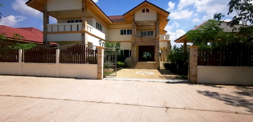 Private House for sale and rent Huay Yai