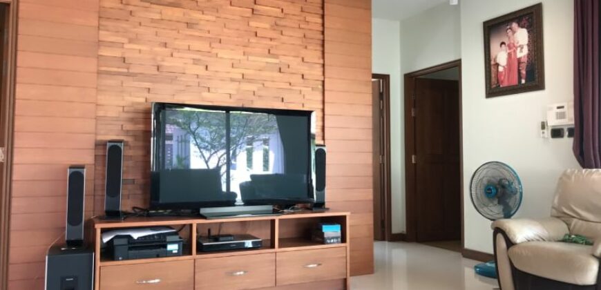 Thai Bali house for sale in Huay Yai