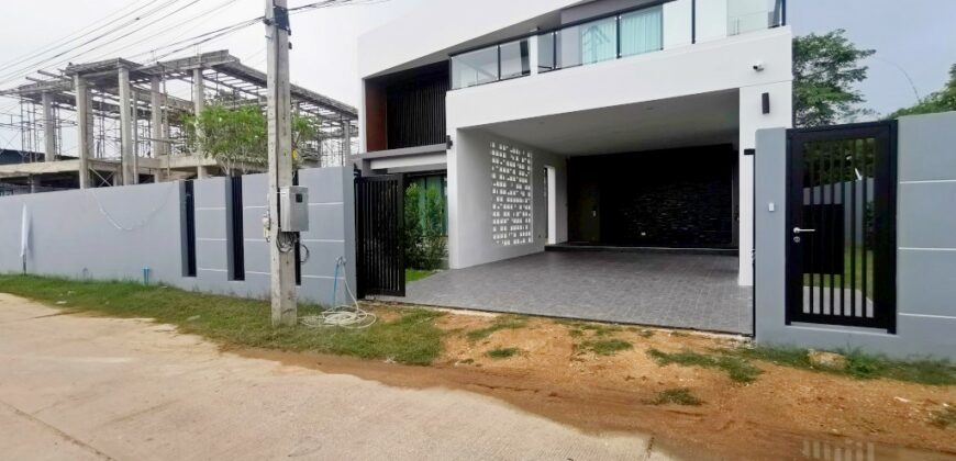 Single House For Sale in Huay Yai