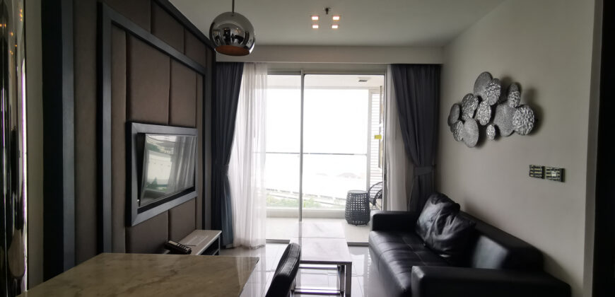 Sea View condo for rent at Amari Residence Pratamnak Pattaya