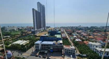 Sea View Condo For Sale at The Riviera Ocean Drive Jomtien