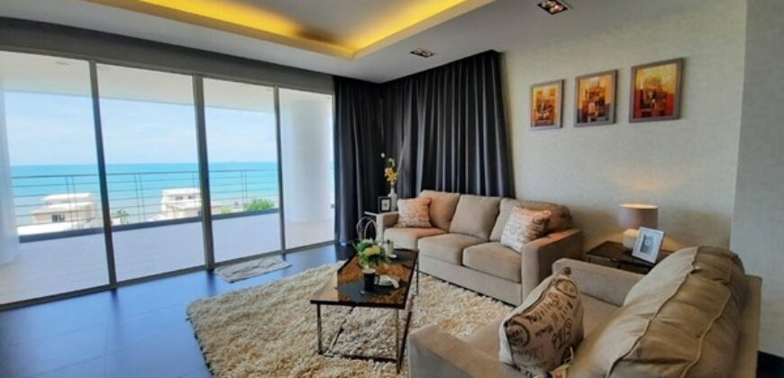 Luxury Direct Beachfront Condo For Sale at Jomtien