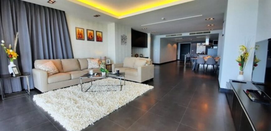 Luxury Direct Beachfront Condo For Sale at Jomtien