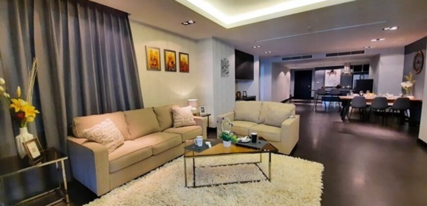 Luxury Direct Beachfront Condo For Sale at Jomtien