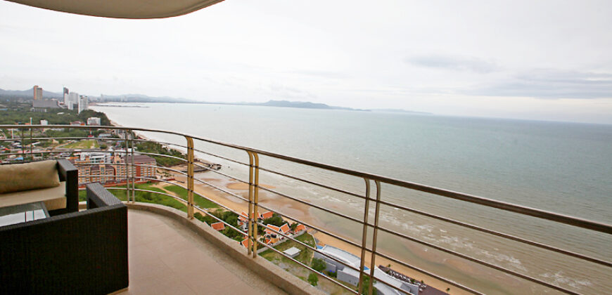 Luxury High-End Condo For Sale Close To Jomtien Beach!